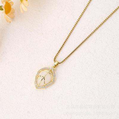 Kaelakeed ja ripatsid – Ripatsid ja kaelakeed