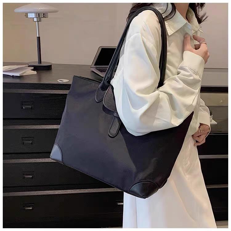 Women's 2024 Large Nylon Tote Bag - Single Shoulder, Versatile for Commute and Students