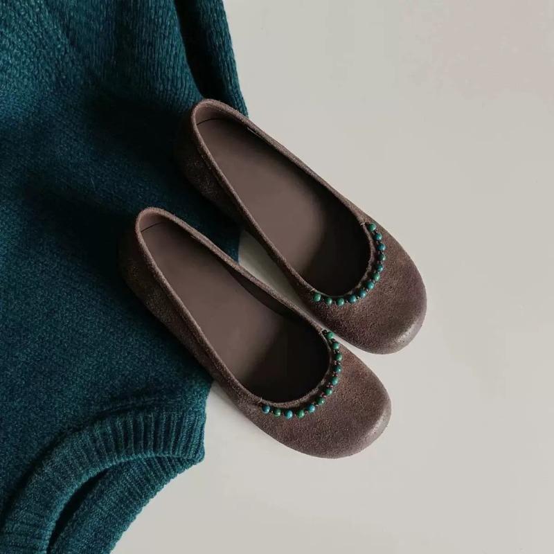 Sheepskin version beaded round head flat-soled single shoes women's shallow mouth one-pedal shoes soft-soled Mary Jane shoes