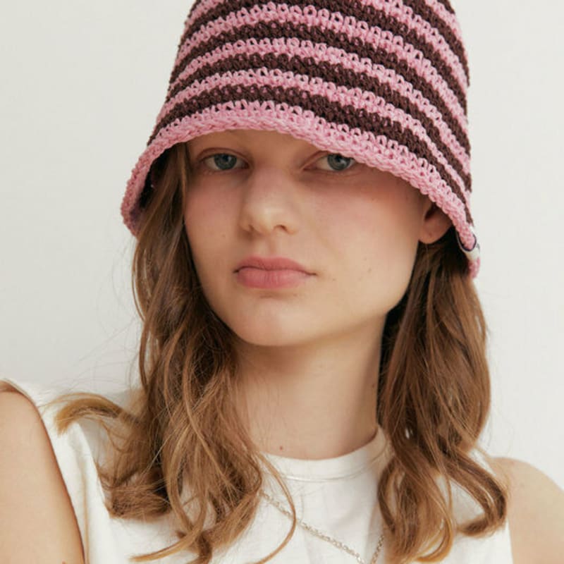 TAŃCZĄCA BABCIA CZAPKA BABCI : ROLL RÓŻOWY