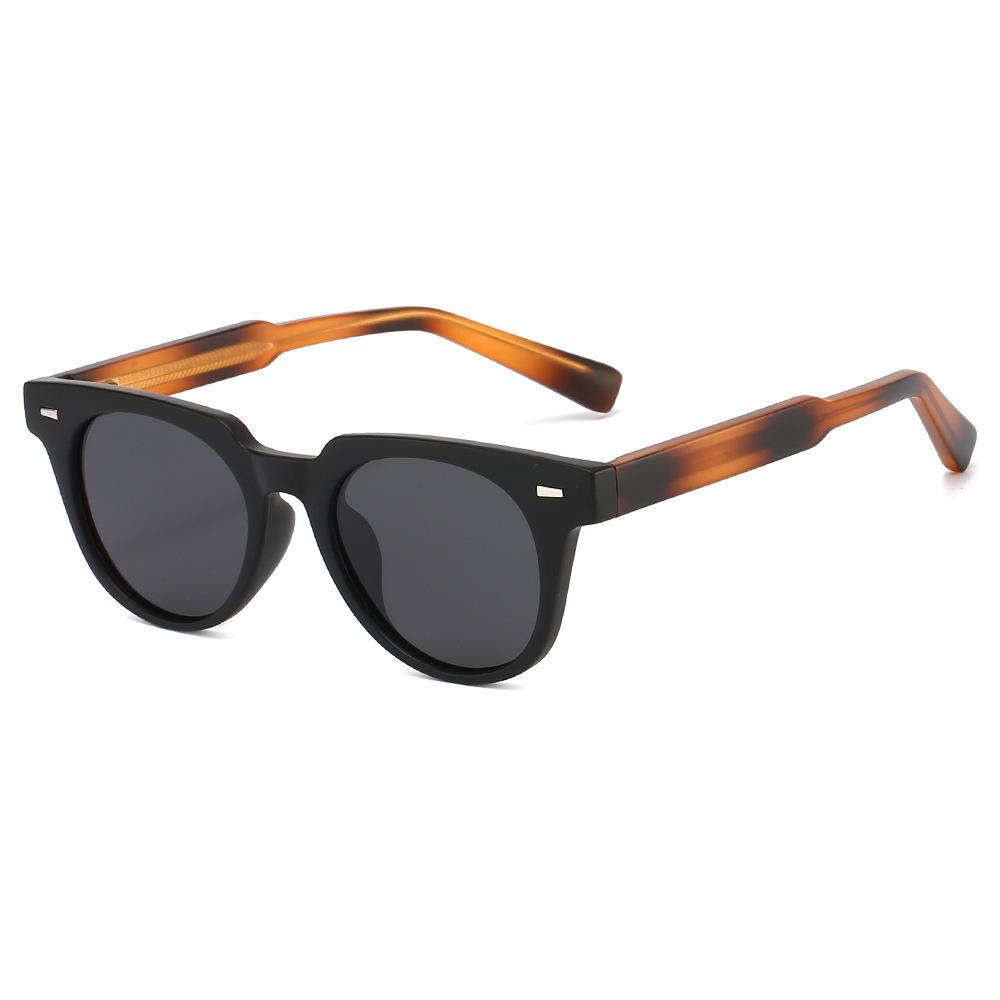

Quality Polarized Sunglasses Women Men Unisex Brand Square Sun Shades Rivets For Driving Fishing Glasses