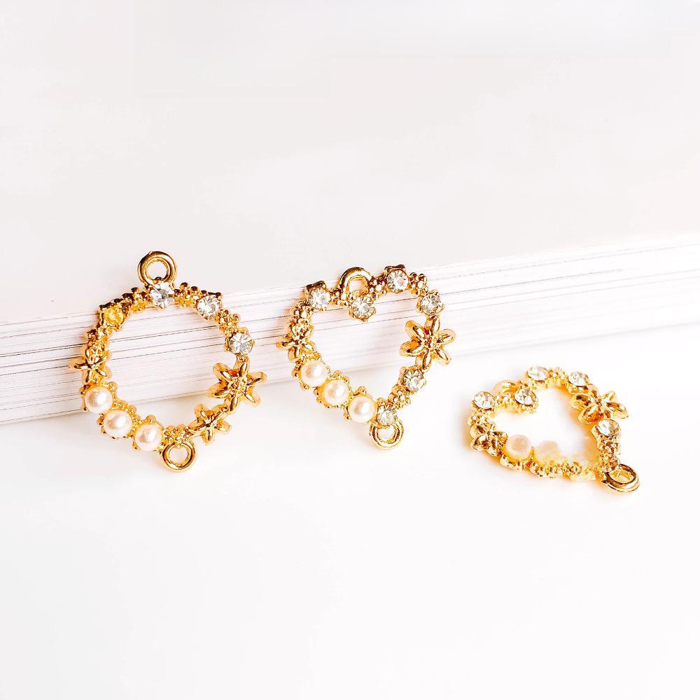 Alloy Love Oval Pendant Earrings with Diamond and Pearl Connector Accessories