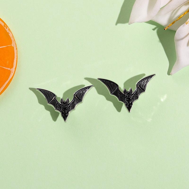 Trendy Halloween Bat Brooch: Dark Bat with Spreading Wings