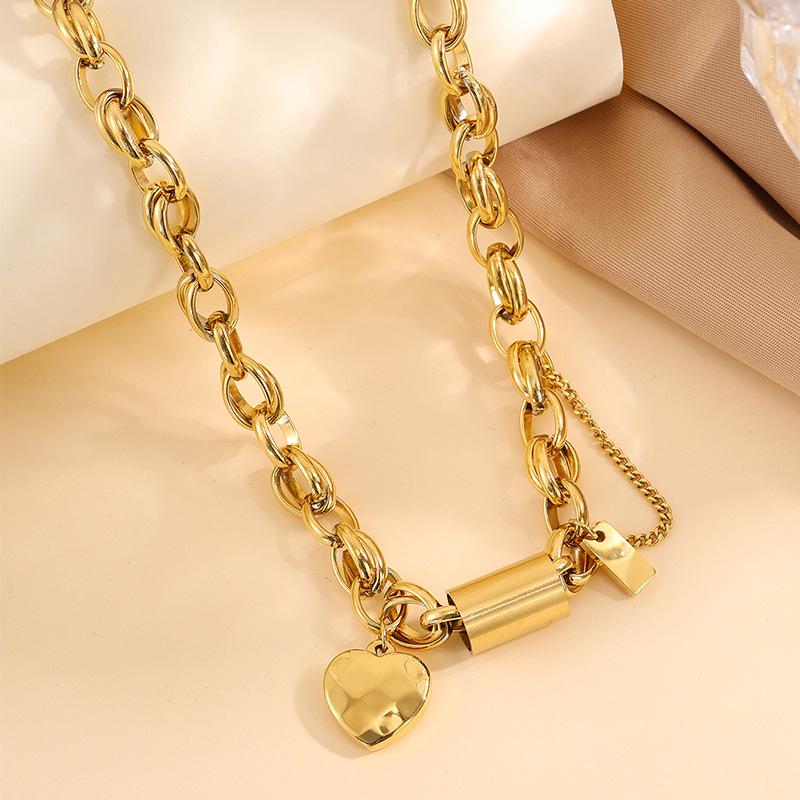 Herz-Ketten-Set (Halskette & Armband) aus nicht verblassendem Titanstahl – Europäischer & Amerikanischer Modeschmuck für Damen