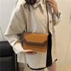 Korean Casual Crossbody Small Black Bag for Women Korean Versi Simple Shoulder Retro Hg Kg Style Small Square Bag
