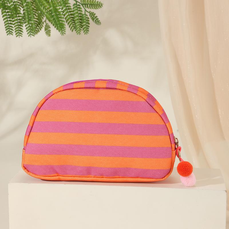 Shell Storage Bag 1Pcs Multipurpose Cosmetic Makeup Organizer Handheld Travel Wash Bag Cute Toiletry Pouch for Outdoor Travel