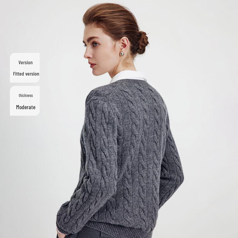 Navigare Women's Cable Knit Wool Cardigan