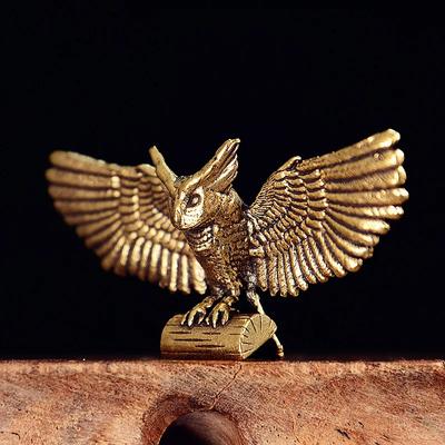 Deko & Wohnaccessoires – Statuetten