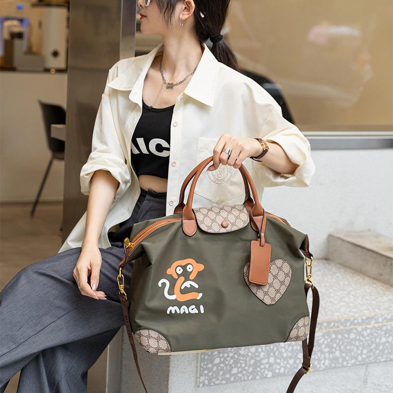 Tote Bag Water Pine Dumpling Bag Light Luxury Design Handbag Casual Bag Men's and Women's Bag Light Mommy Bag