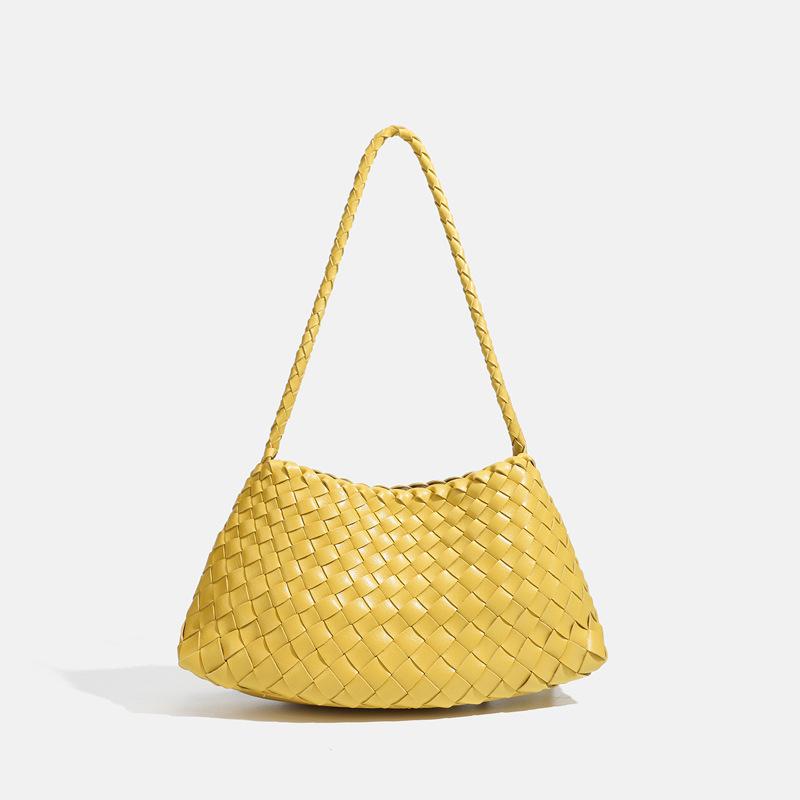Handmade Woven Crossbody Bag for Summer Fashion - Large Capacity Beach Bag Casually