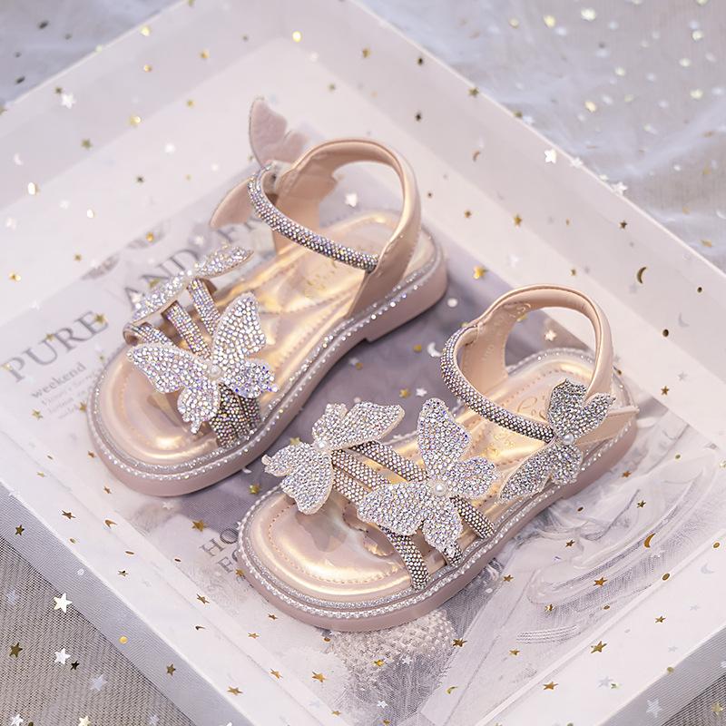 Soft Sole Fashion Girls Sandals Summer New Little Girls Princess Shoes Versatile Flat Beach Shoes Crystal Shoes