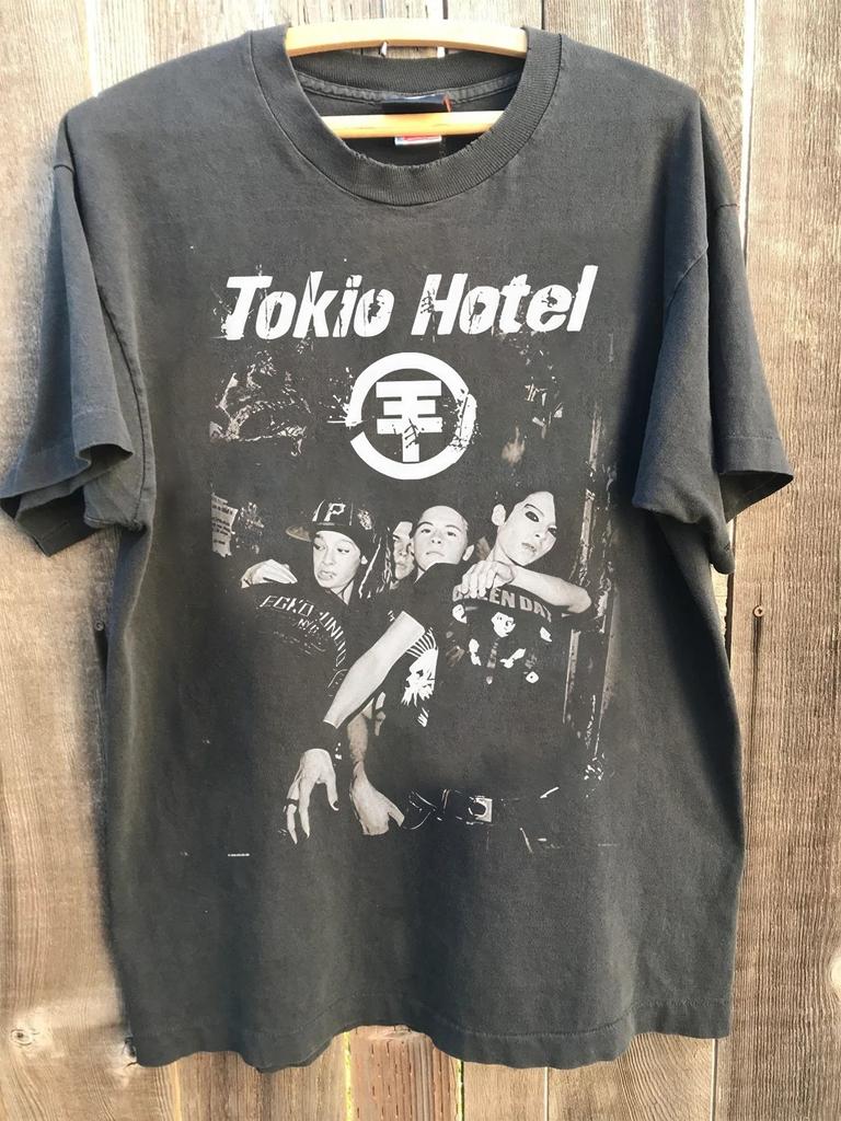 Vintage Tokio Hotel Shirt Tom Kaulitz Rock Band Unisex HA0946 Unisex T-Shirt