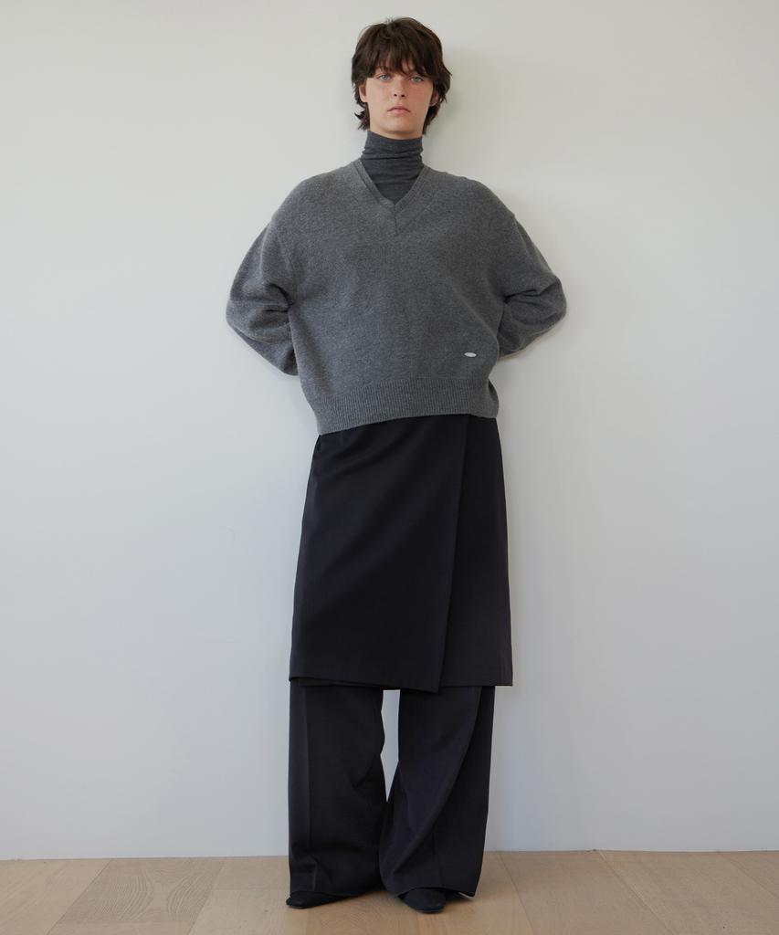 Leuba Double V-Neck Knit - Charcoal