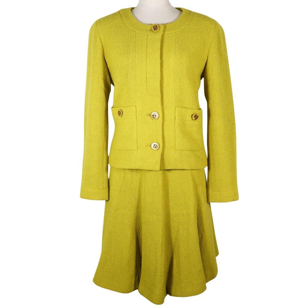 

CHANEL Jacket and flared skirt suit COCO Mark button Yellowish green wool Women Used