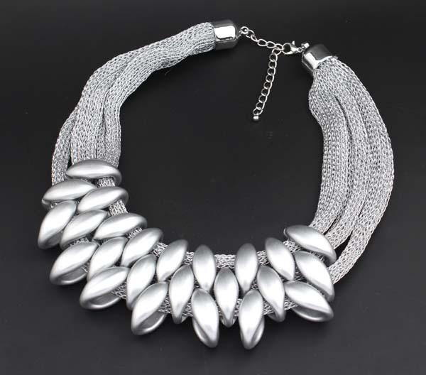 DIEZI Moda Vintage Fascino Statement Collane Punk Choker Collare Etnico Nero Oro Colore Nuovi Ciondoli collana gioielli donna
