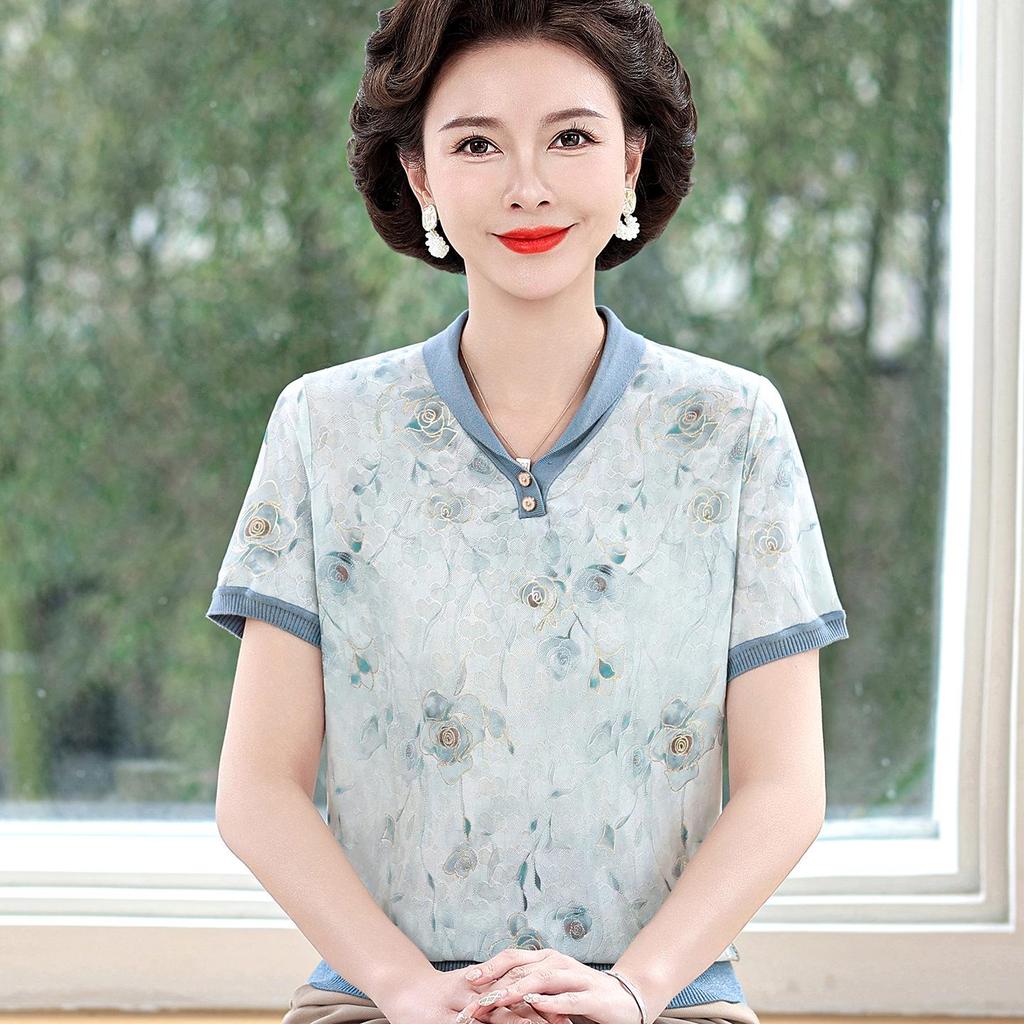 Women's Ice Silk Summer T-Shirt: Chic Short-Sleeved Blouse for Middle-Aged Moms (40-50+).