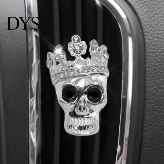 Dunkler Stil Auto Dekoration Krone Schädel Lufterfrischer Lüftungsklemme, Duftspender, Metallische Accessoires Gotisches Auto Innenzubehör für Tablets