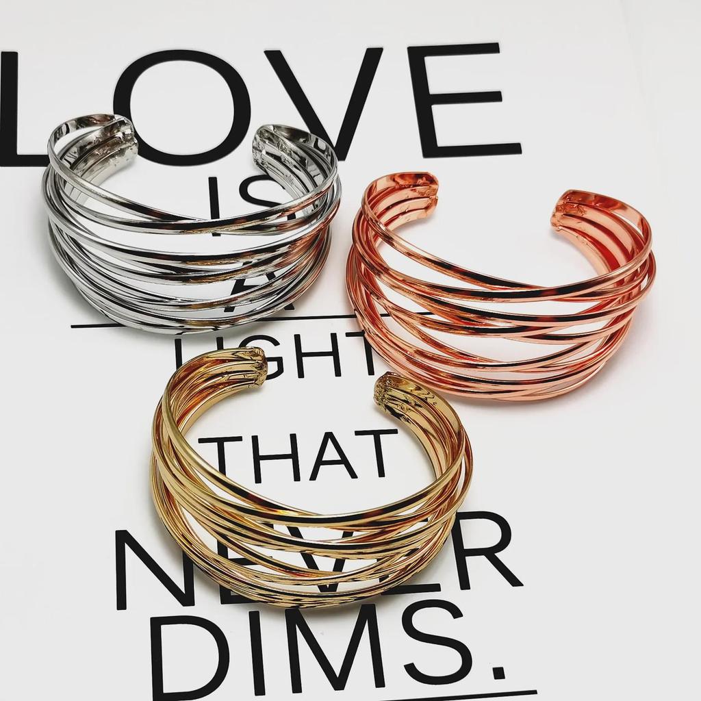 Trendy European & American Semi-Circular C-Shaped Hollow Bracelet - Stylish All-Match Hand Jewelry