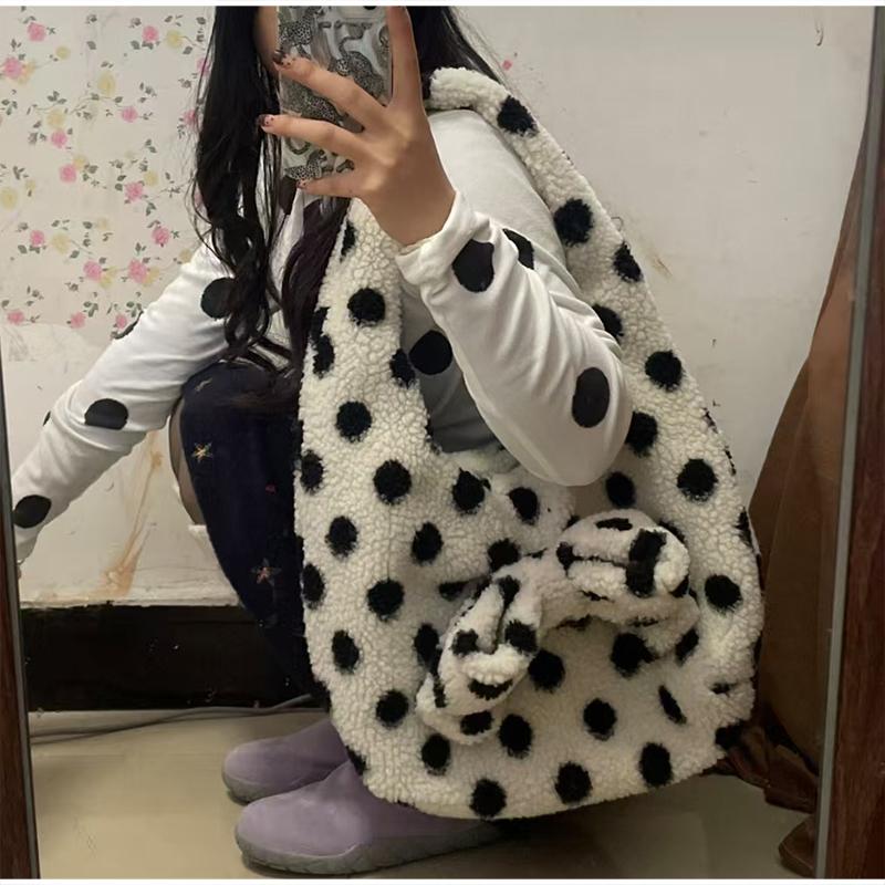 Fashion Polka Dot Hobo Bag Creative Bow Design Shoulder Bag Soft Plush Crossbody Bag Women Winter Large Capacity Commute Handbag