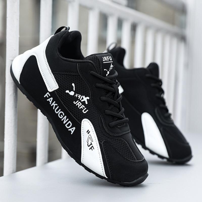 Scarpe sportive da uomo in rete casual da corsa con rialzo, leggere e traspiranti, scarpe bianche da viaggio