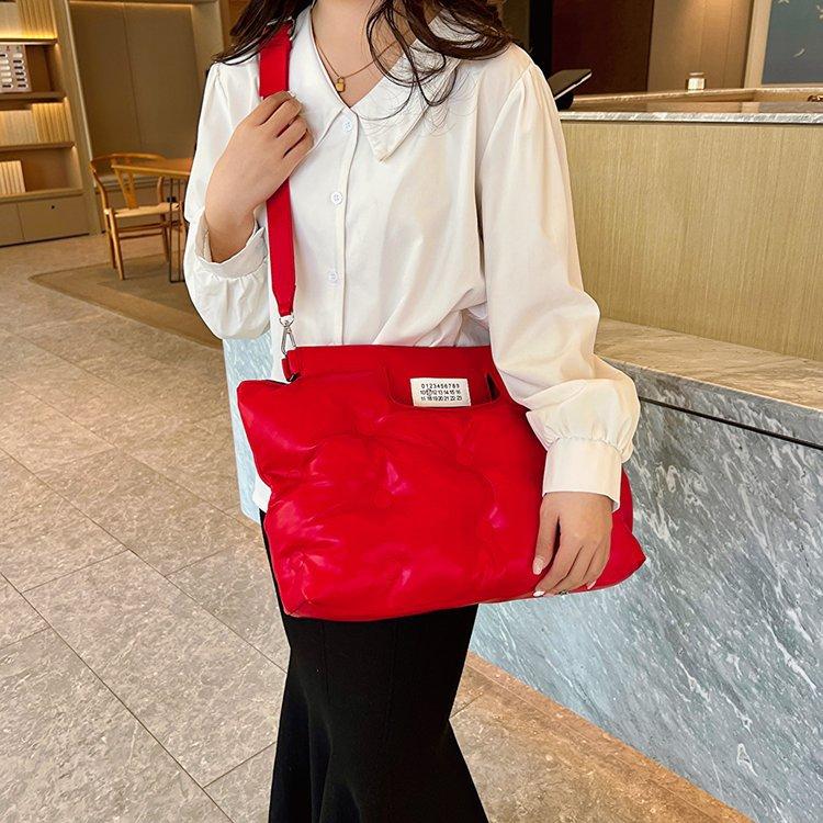 

Модна студентська сумка-тоут для занять 2024 нова повсякденна модна сумка-месенджер ретро великої місткості сумка на плече сумка червоний