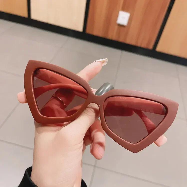 Fashion Cat Eye Sunglasses Trendy Women UV Protection Luxury Irregular Frame Travel Sun Glasses Female Eyewear