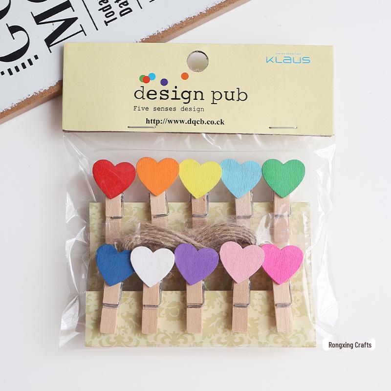 Colored Heart Wooden Clips for Festival Home Decoration and Photo Storage