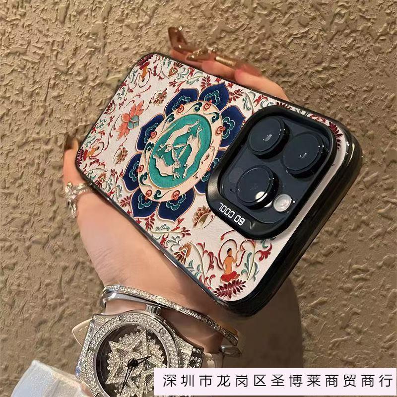 The new retro ethnic style is suitable for iphone16 mobile phone case Apple 15promax/14/13pro/12 personality