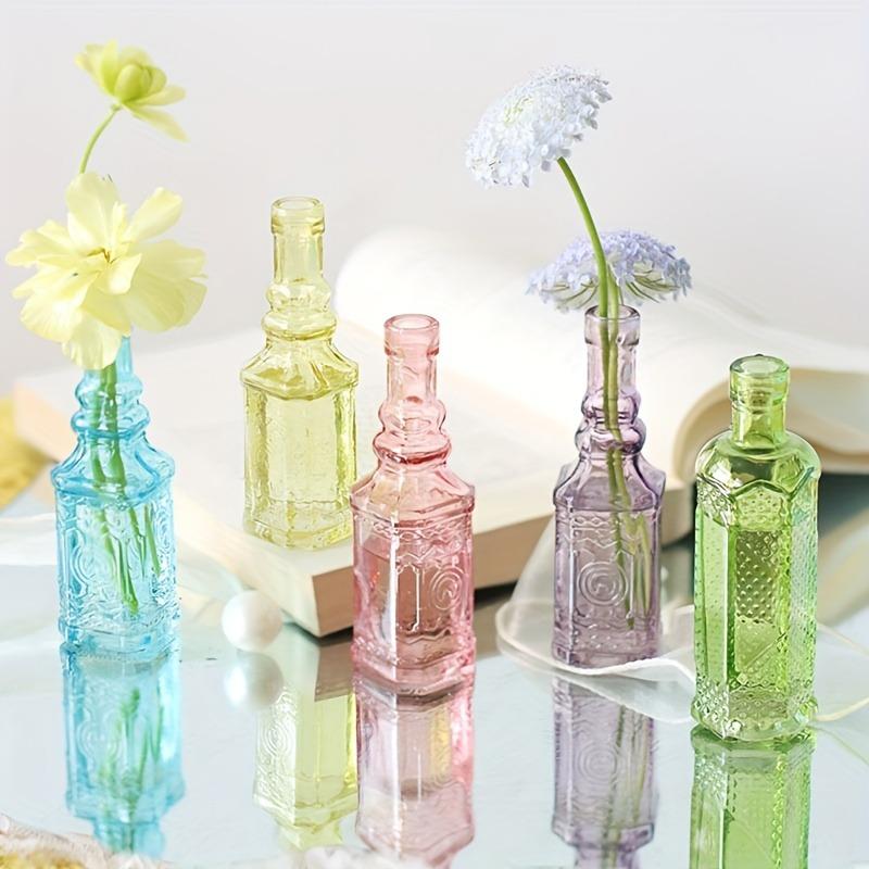 5pcs Glass Flower Vases 11.5cm Tall Mini Retro Relief Vases in Bulk Small Vases for Decor Center Pieces Vintage Bottles Wedding