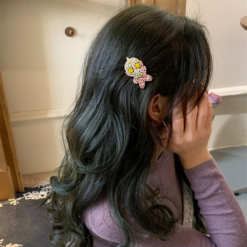 Snowflake Ultraman hairpin side high sense fashion unique design BB clip temperament elegant hair accessories