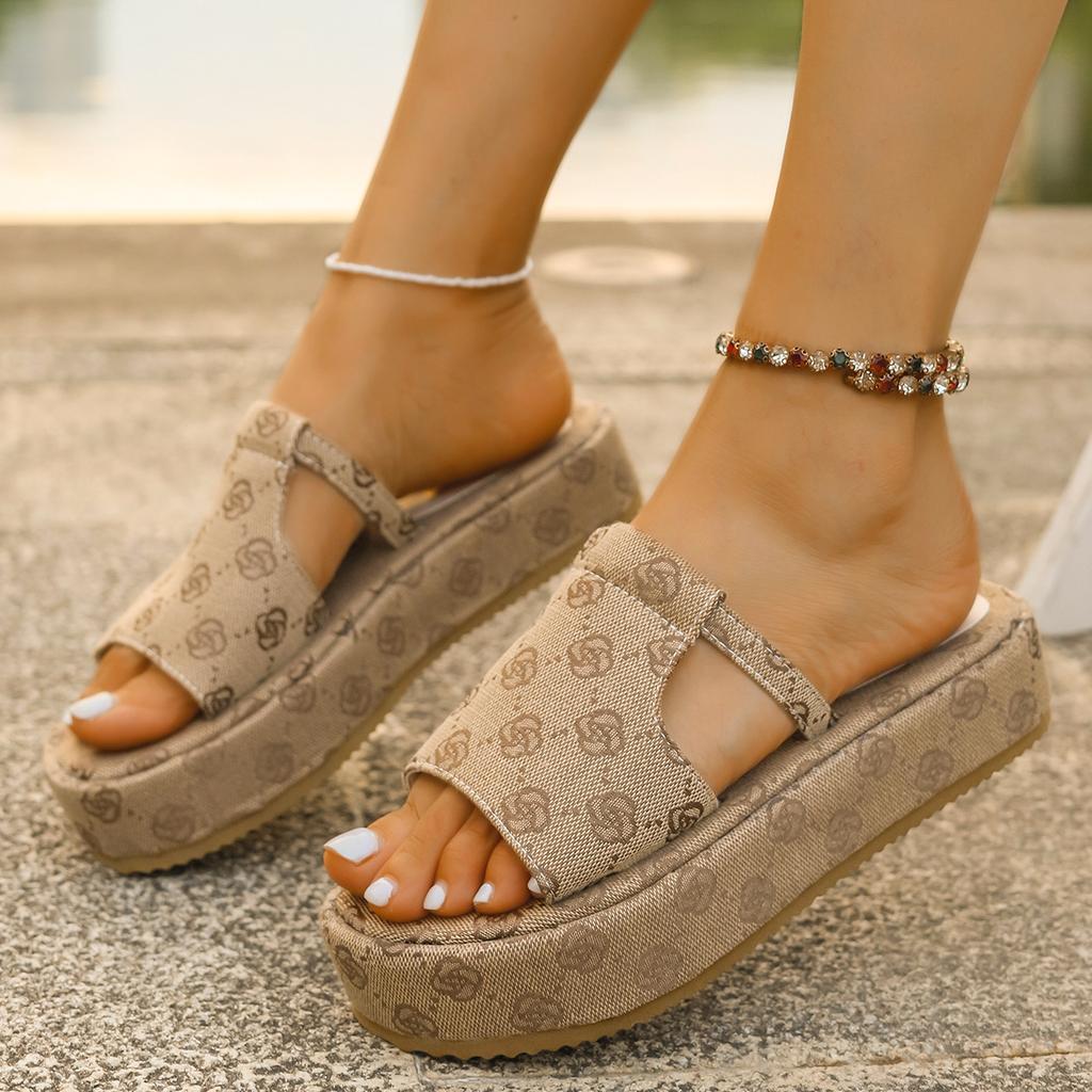 Fashion Women Platform Slippers 2025 Summer Slides Women Shoes Designer Flat Sandals Outdoor Floral Sandals Ladies Beach Shoes Sandalias