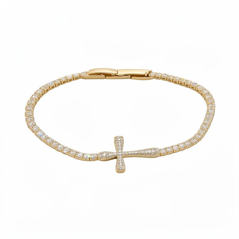 Cross Pendant Charm Bracelet With Zirconia And Gold Plating For Womens Fashion Accessories
