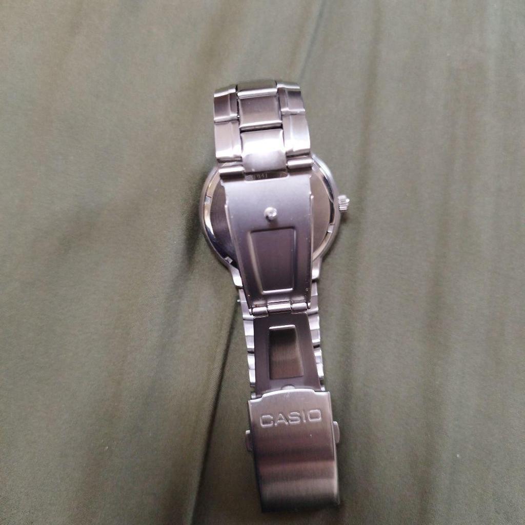 Used CASIO EDIFICE Men's Watch Quartz