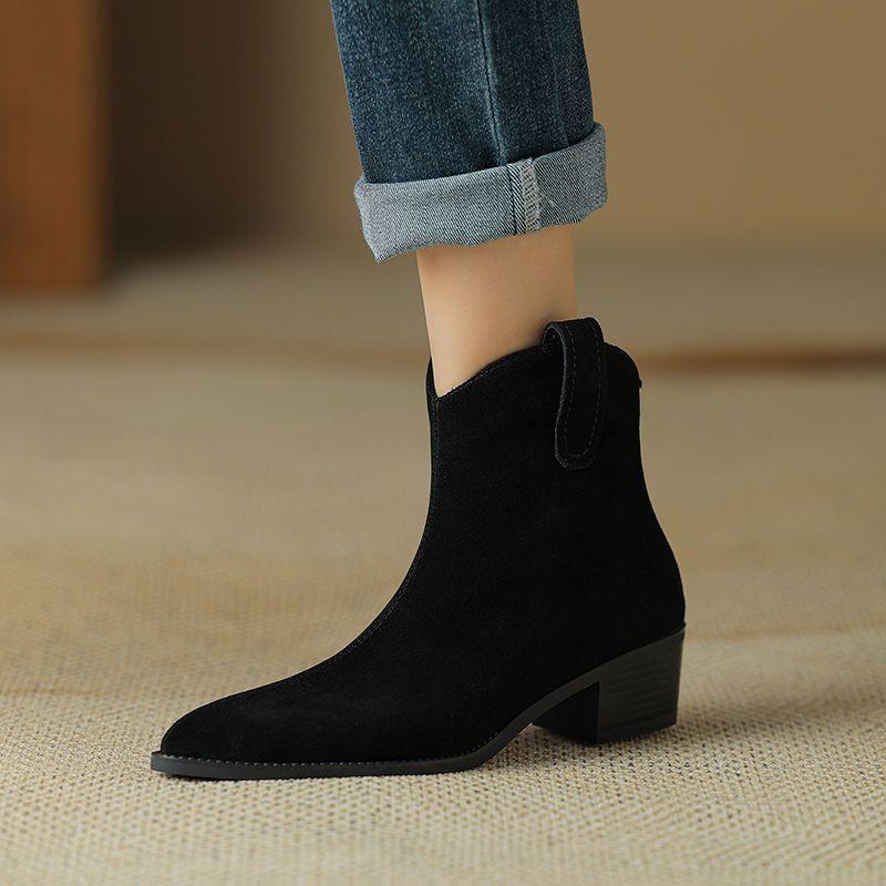 2025 New Middle Heel Soft Leather Thick Heel Pointed Western Boots Women's Boots Chelsea Niche Short Autumn Short Boots Winter
