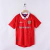 Manchester United Retro-Trikots Sporttrikots gibt es in verschiedenen Stilen, und das WM-Fußballtrikot ist ein Haarhersteller.