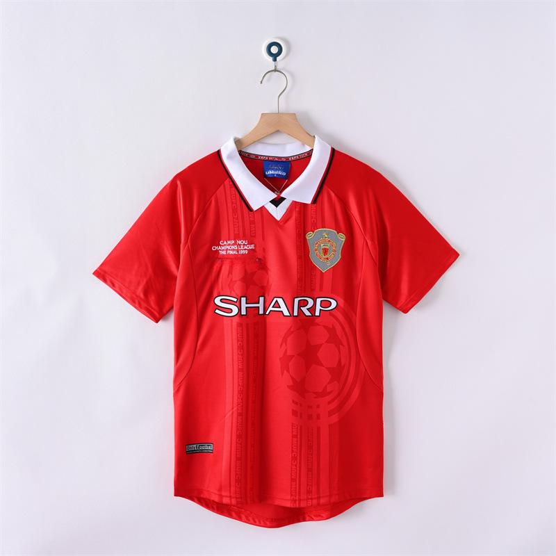 Manchester United Retro-Trikots Sporttrikots gibt es in verschiedenen Stilen, und das WM-Fußballtrikot ist ein Haarhersteller.