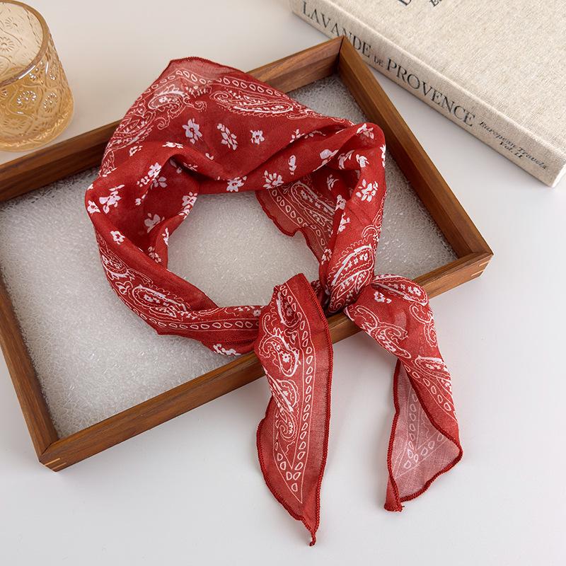 Retro Classic Red Cashew Pattern Diamond Silk Scarf Women's Low Ponytail Tie-Up Headband Scarf Headwrap Triangle Neck Scarf