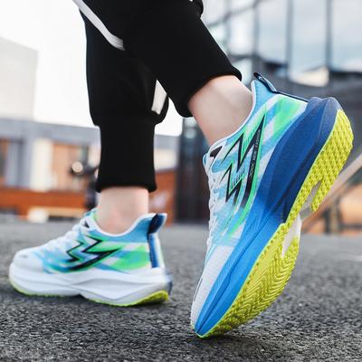 New Men's Shoes Carbon Board Shoes Sports Shoes Men's and Women's Casual Shoes Sports Shoes Flying Woven Running Shoes