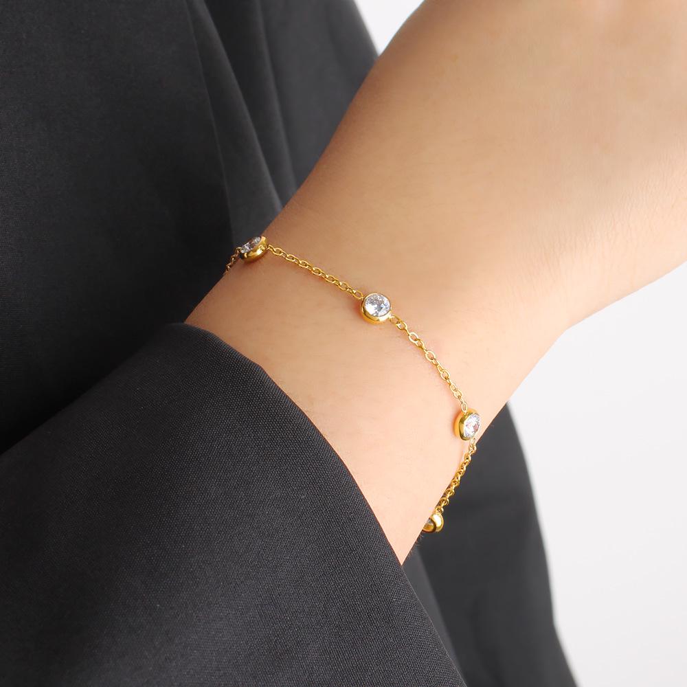 Elegant Zircon Necklace and Bracelet Set for Women – Versatile, Fashionable, and Exquisite