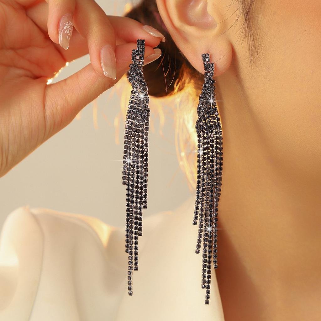 Fashion Versatile Super Flash Long Fringed Earrings