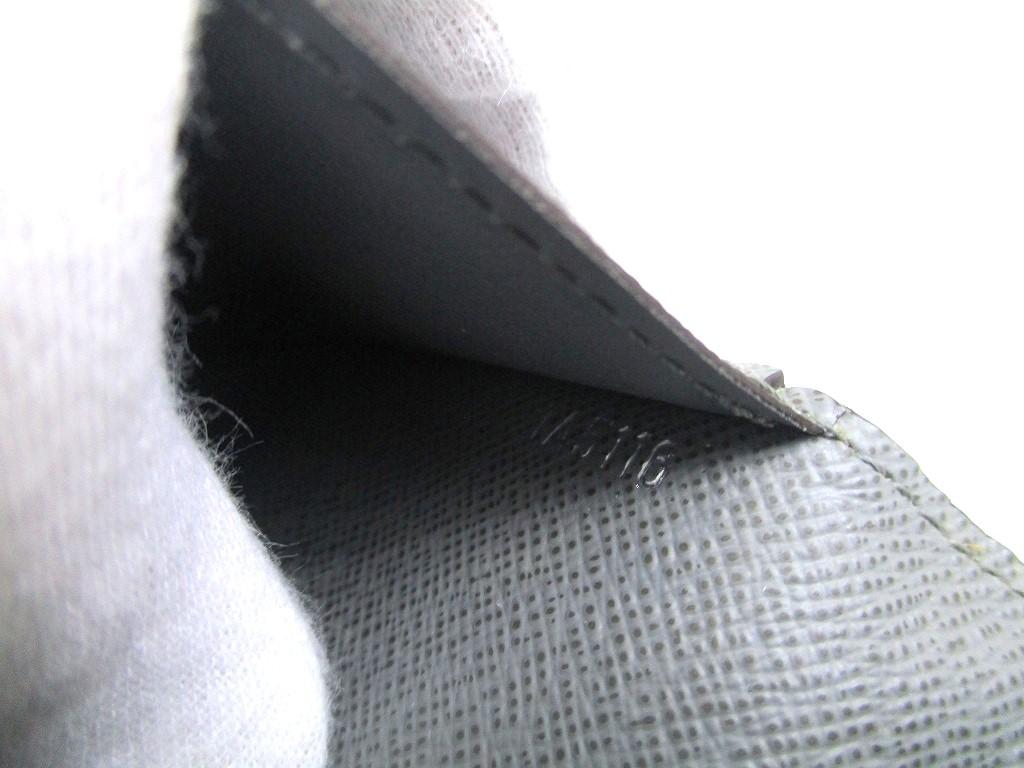 Autentická LOUIS VUITTON Šedá Taiga Kůže Klopa Peněženka na bankovky Portefeuille Long #a564 Repasovaná