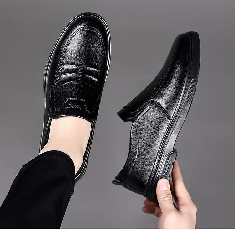 

Casual leather shoes men s shoes Doudou shoes men s driving casual Korean version trendy soft sole comfortable and breathable dress shoes 44
