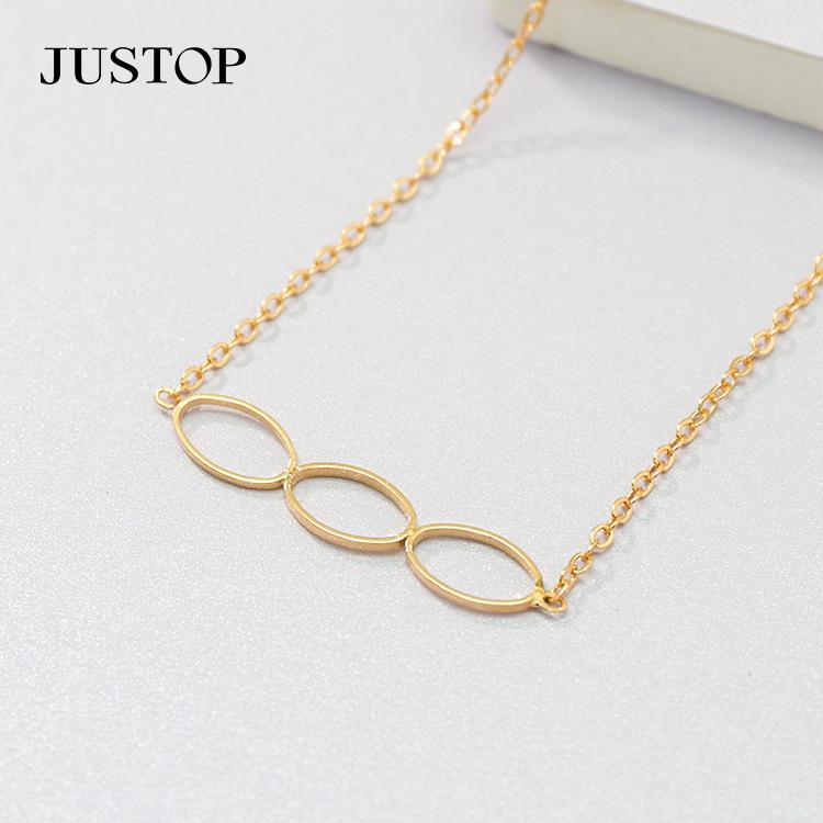Fashion Oval Circle Necklace Female Temperament Versatile Pendant Niche Design Autumn and Winter Jewelry