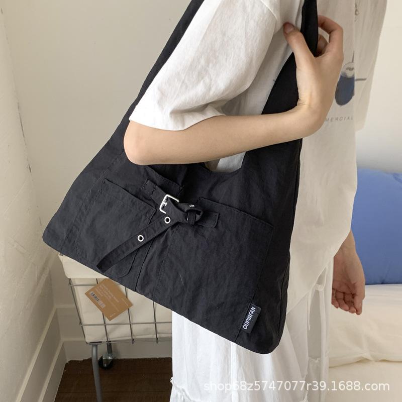Large Capacity Japanese Canvas Shopping Bag Women's Bag 2025 New Casual Lightweight Tote Bag Fashion Commuter Shoulder Bag