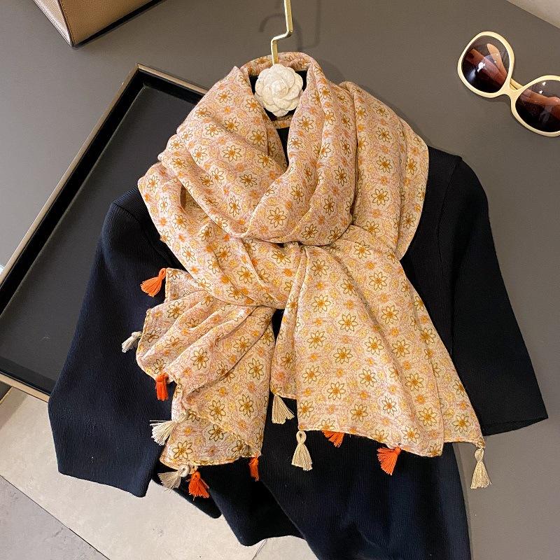31 Design Fashion Bohemina Paisley Floral Tassel Viscose Shawl Scarf High Quality Wrap Pashmina Stole Bufandas Muslim Hijab