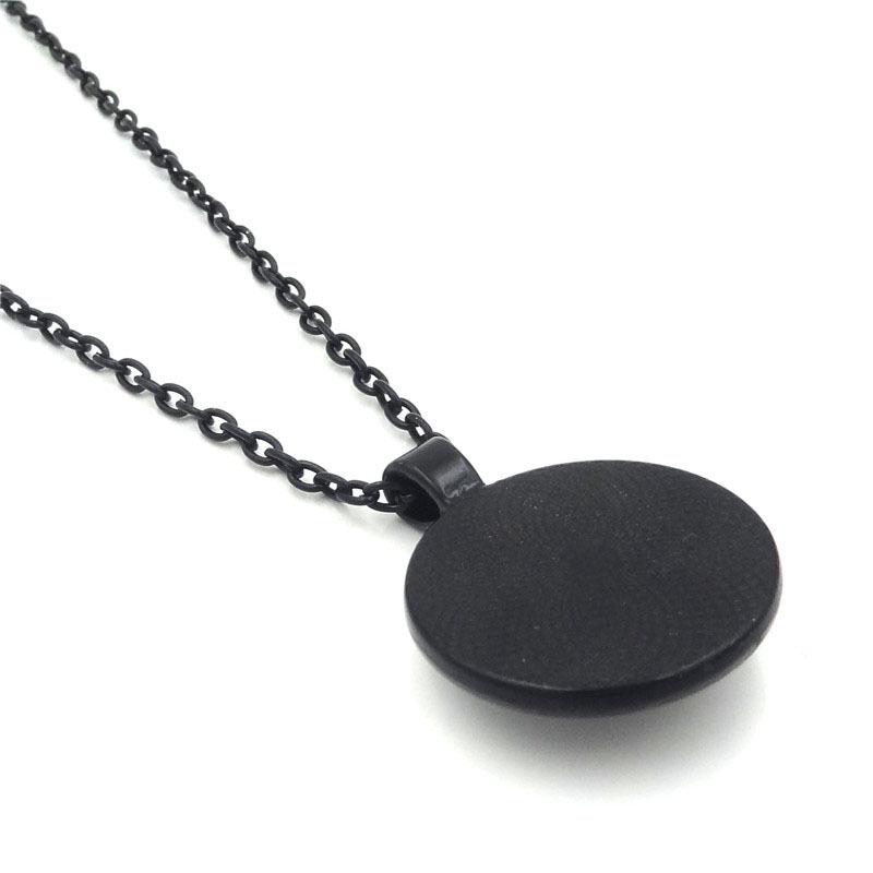 Glowing Howling Wolf Moon Gemstone Pendant Necklace Women's Fashion Versatile Black Sweater Chain