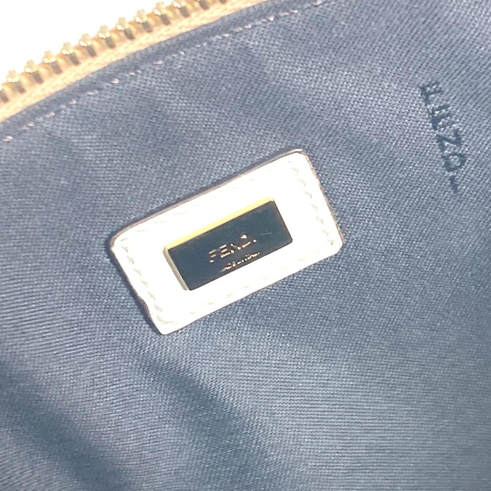 Fendi 8N0178 Lammfell Logo bore Tasche Beutel mit Riemen Clutch Bag