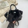2026 New Fashion Plush Bucket Bag Women's Fluffy Shoulder Bag Street Style Plush Bag