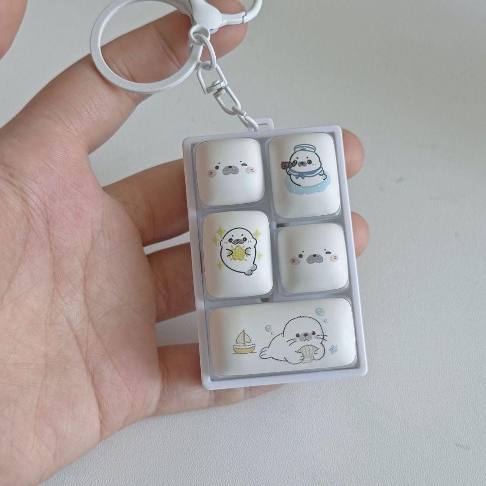 Cute Design Decompression Button Toy Creative Style 5 Keys Fidget Keychain Popular Pendant