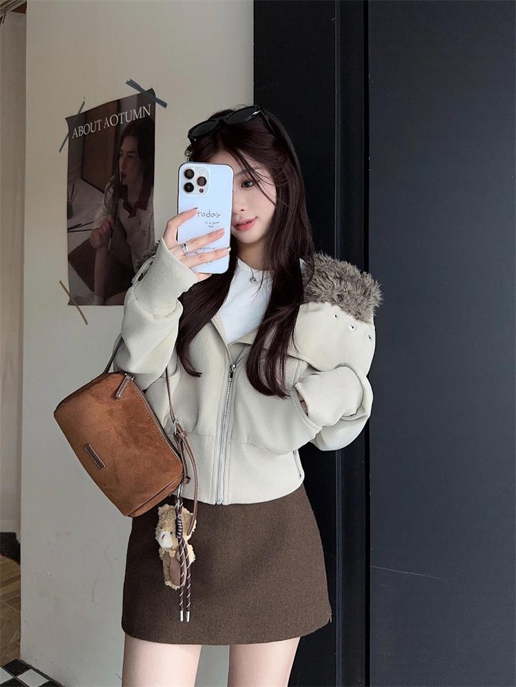 2025 Retro Plush Collar Patchwork Short Jacket - Women s Cool & Warm Winter Workwear Top Small